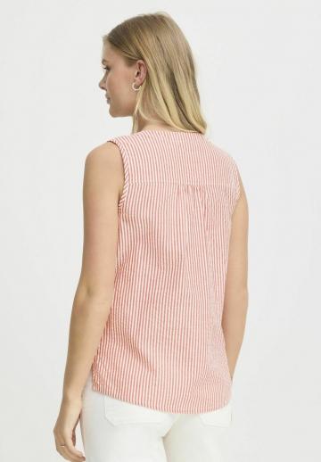 Блузка без рукавов