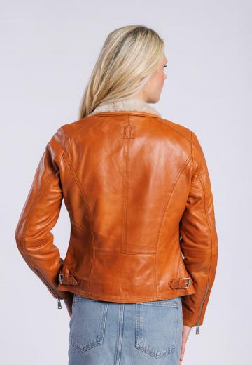 Байкерская куртка