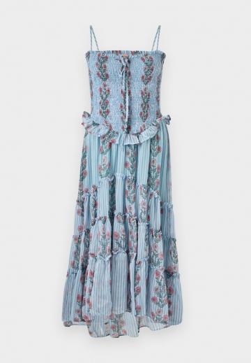 Летнее платье