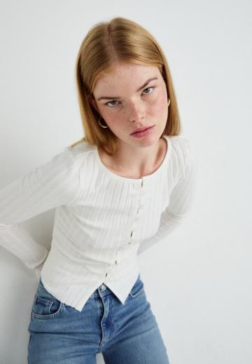 Вязаная кофта