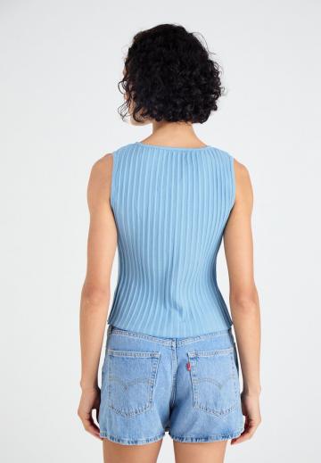 Джинсовая жилетка