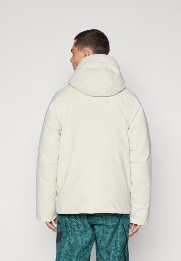 Сноубордическая куртка