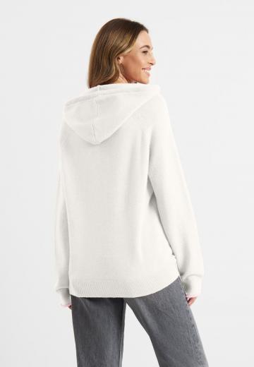 Пуловер с капюшоном