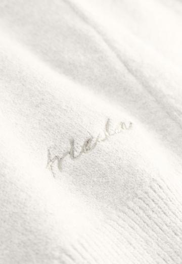 Пуловер с капюшоном