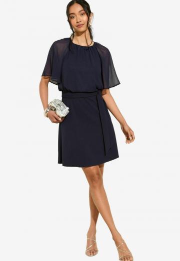 Короткое платье