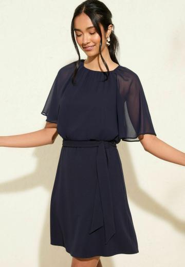 Короткое платье