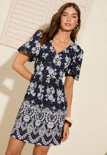 Короткое платье