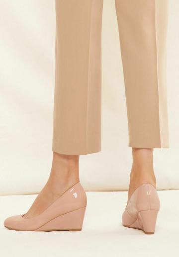 Туфли на танкетке