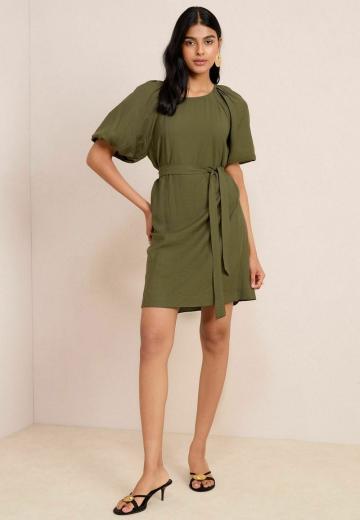 Короткое платье