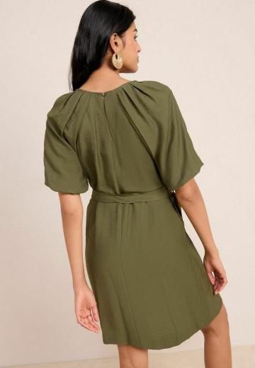 Короткое платье