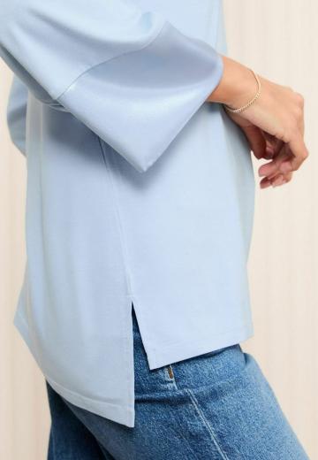 Атласная блузка