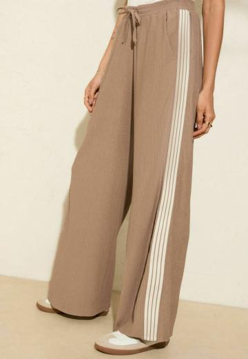 Спортивные штаны