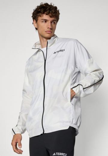 Куртка-дождевик