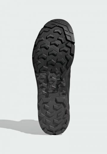 Походные ботинки