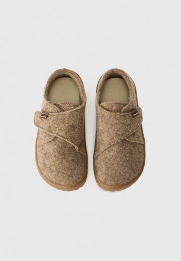 Детская обувь