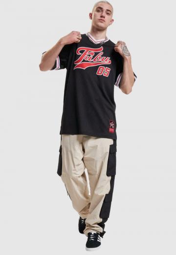 Брюки с накладными карманами