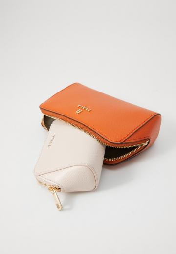 Косметичка