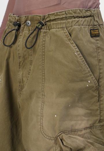 Брюки с накладными карманами