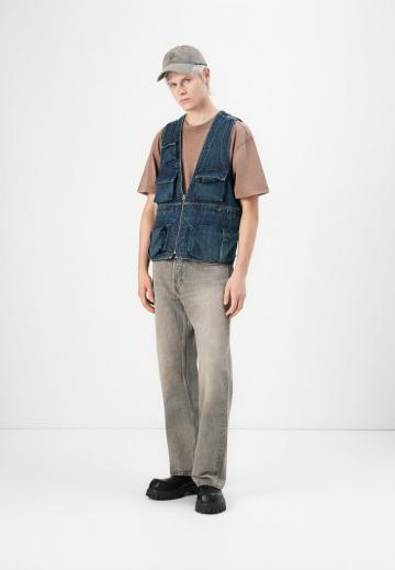 Прямые джинсы