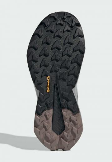 Походная обувь