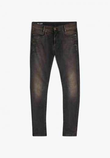 Узкие джинсы