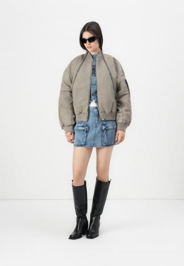 Юбка с накладными карманами