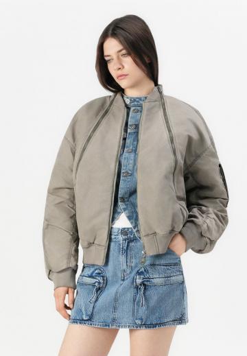 Юбка с накладными карманами