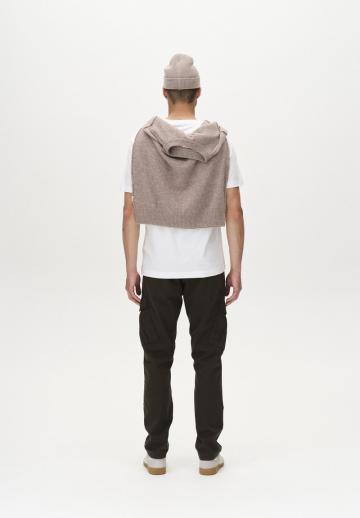 Брюки с накладными карманами