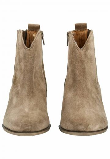 Широкие сапоги