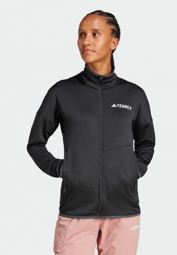 Спортивная толстовка