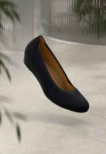 Туфли на танкетке