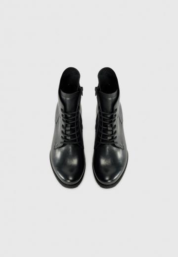 Широкие сапоги