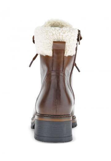 Сапожки на танкетке