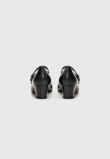 Туфли с ремешком