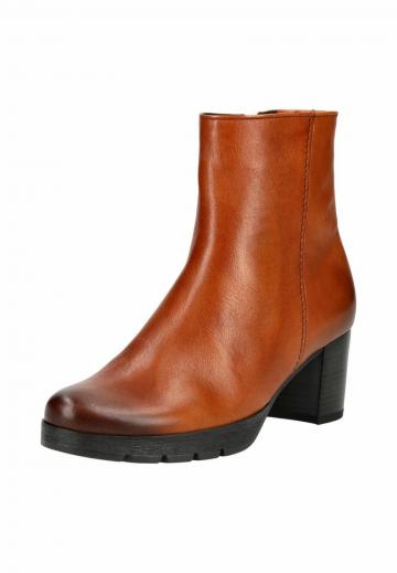 Полусапожки на платформе