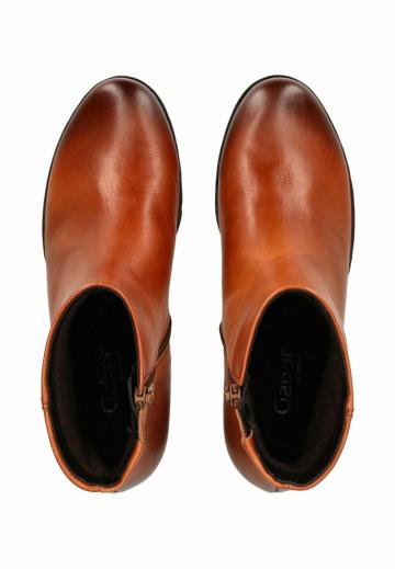 Полусапожки на платформе