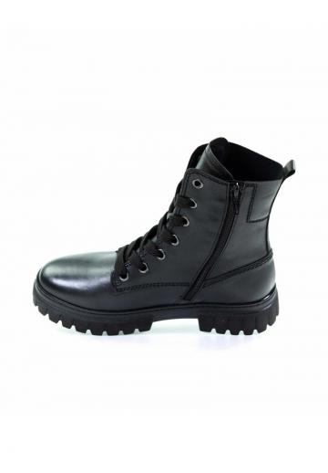 Ботинки на шнуровке