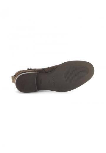 Ботинки на шнуровке