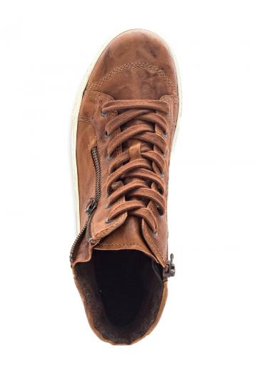 Ботинки на шнуровке