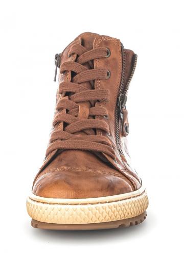 Ботинки на шнуровке