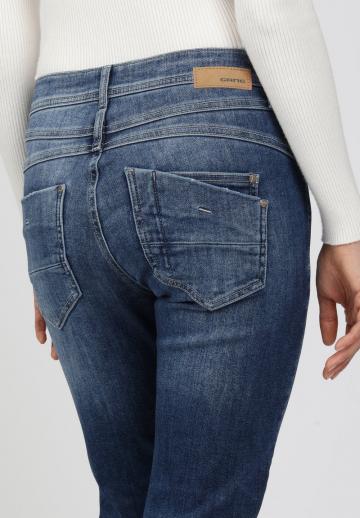 Джинсы