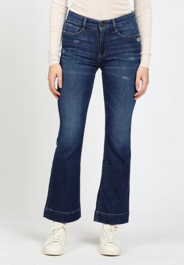 Клешеные брюки