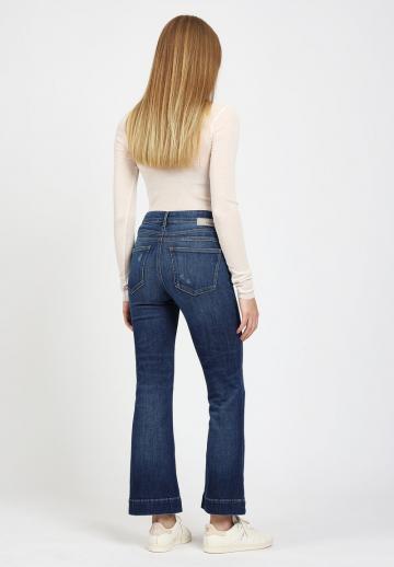 Клешеные брюки