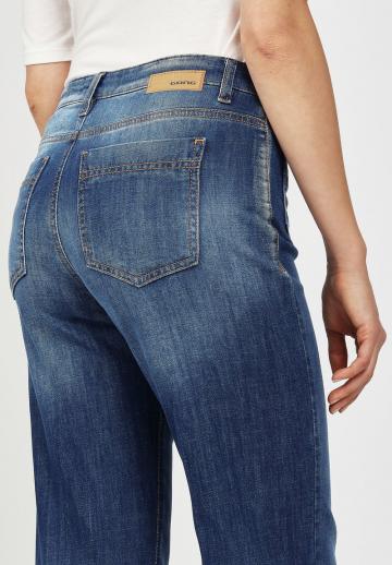 Джинсы