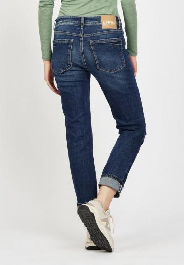 Короткие джинсы