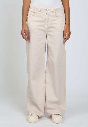 Свободные джинсы