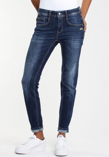 Джинсы