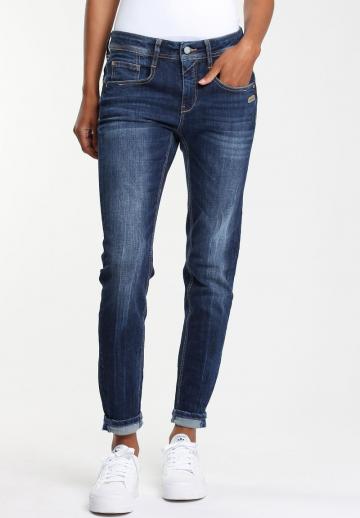 Джинсы