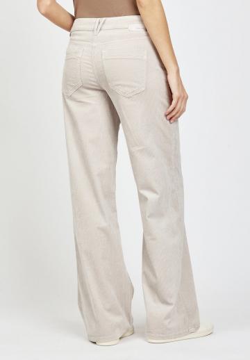 Свободные джинсы