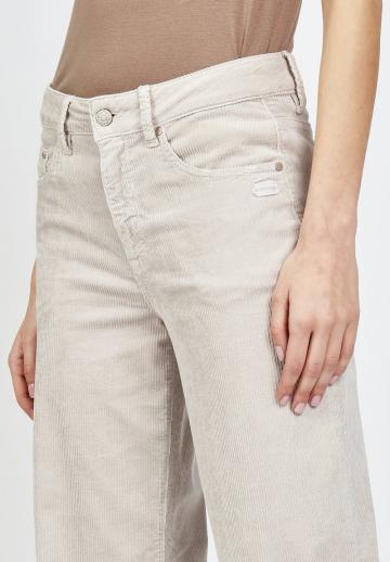 Свободные джинсы